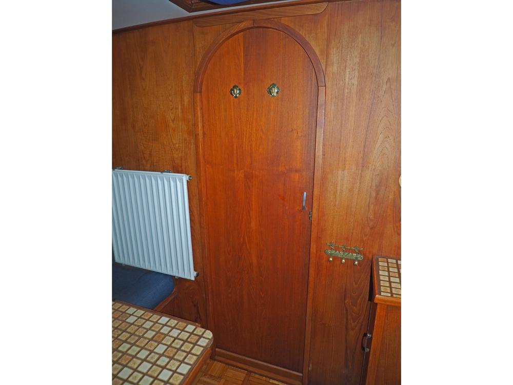 Fore ship, Accommodation